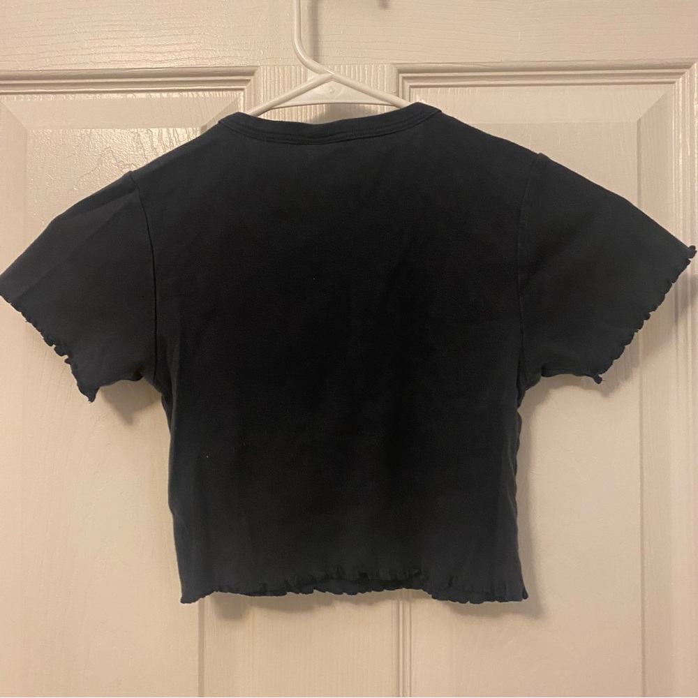 Urban Outfitters dragon top - Picture 3 of 3